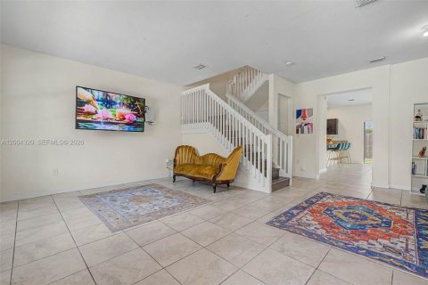 Townhouse in Homestead, Florida 3 bedrooms, 154.12 sq.m. № 2071868 - photo 4