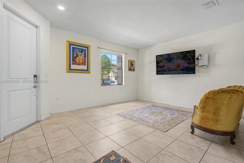 Townhouse in Homestead, Florida 3 bedrooms, 154.12 sq.m. № 2071868 - photo 5