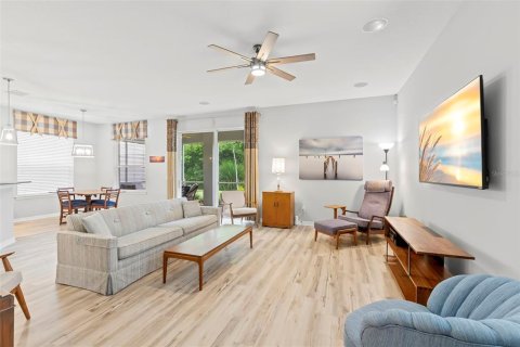 Villa ou maison à vendre à Tampa, Floride: 3 chambres, 250.28 m2 № 2323048 - photo 5