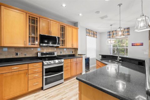 Villa ou maison à vendre à Tampa, Floride: 3 chambres, 250.28 m2 № 2323048 - photo 9