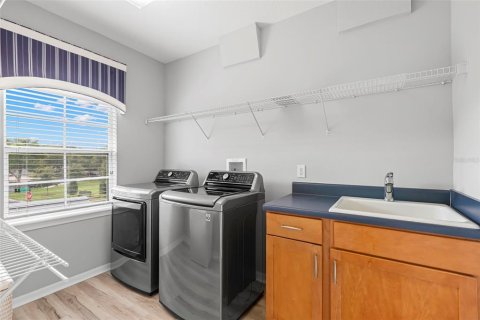 Villa ou maison à vendre à Tampa, Floride: 3 chambres, 250.28 m2 № 2323048 - photo 27