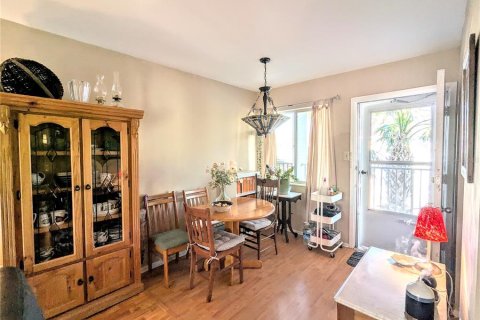 Condo in Bradenton, Florida, 2 bedrooms  № 1563471 - photo 11