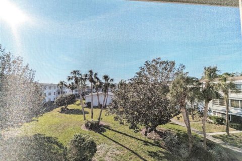 Condo in Bradenton, Florida, 2 bedrooms  № 1563471 - photo 26