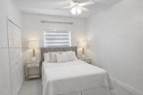 Casa en venta en Homestead, Florida, 4 dormitorios, 207.17 m2 № 2021887 - foto 12