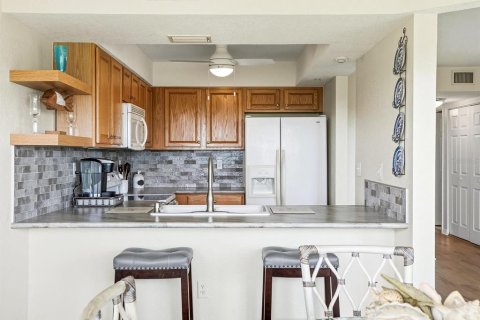 Condo in Punta Gorda, Florida, 2 bedrooms № 2114613 - photo 13