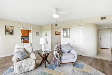Condo in Punta Gorda, Florida, 2 bedrooms № 2114613 - photo 10