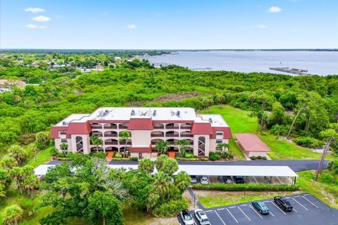 Condo in Punta Gorda, Florida, 2 bedrooms № 2114613