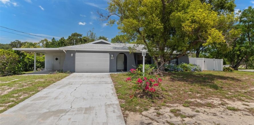 Villa ou maison à Spring Hill, Floride 2 chambres, 93 m2 № 2258468