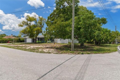 Villa ou maison à vendre à Spring Hill, Floride: 2 chambres, 93 m2 № 2258468 - photo 4