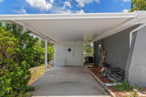 Villa ou maison à vendre à Spring Hill, Floride: 2 chambres, 93 m2 № 2258468 - photo 5