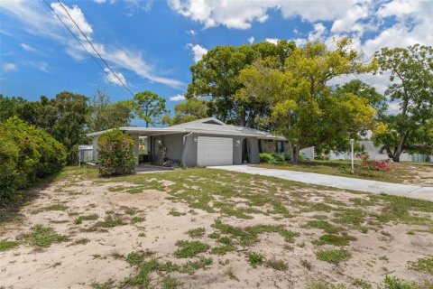 Villa ou maison à vendre à Spring Hill, Floride: 2 chambres, 93 m2 № 2258468 - photo 3