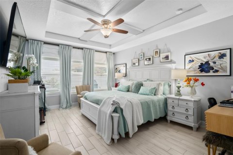 House in Clermont, Florida 3 bedrooms, 188.68 sq.m. № 2064164 - photo 15