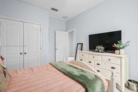 House in Clermont, Florida 3 bedrooms, 188.68 sq.m. № 2064164 - photo 22