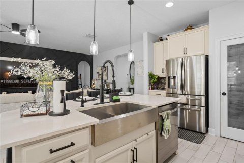 House in Clermont, Florida 3 bedrooms, 188.68 sq.m. № 2064164 - photo 14