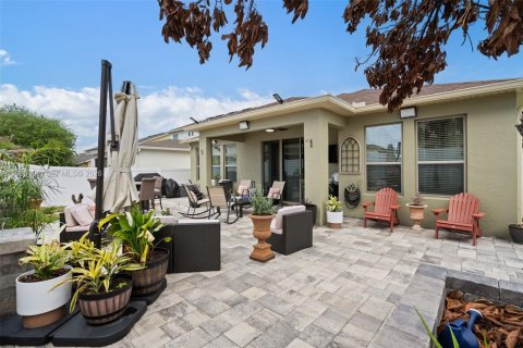 House in Clermont, Florida 3 bedrooms, 188.68 sq.m. № 2064164 - photo 29