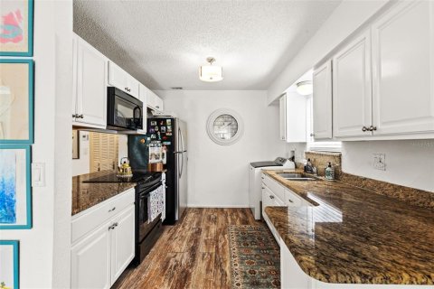 Copropriété à vendre à Tampa, Floride: 1 chambre, 67.45 m2 № 1907604 - photo 14