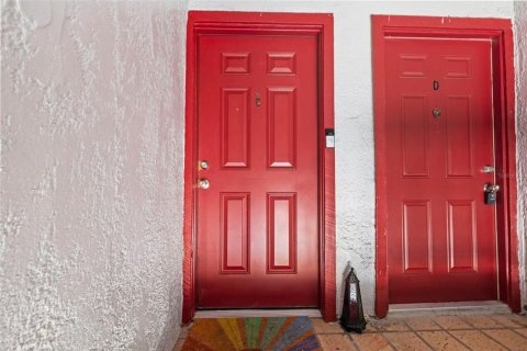 Copropriété à vendre à Tampa, Floride: 1 chambre, 67.45 m2 № 1907604 - photo 3