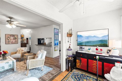 Copropriété à vendre à Tampa, Floride: 1 chambre, 67.45 m2 № 1907604 - photo 10