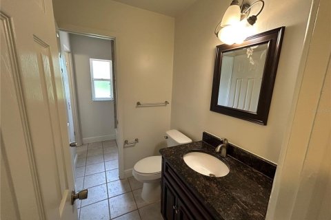 Снять в аренду виллу или дом в Винтер-Парк, Флорида 7 комнат, 158.03м2, № 1858330 - фото 25