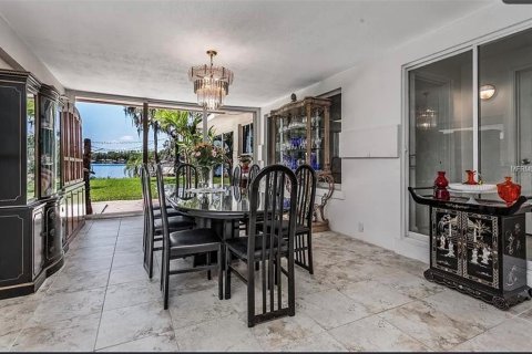 House in Odessa, Florida 7 bedrooms, 578.41 sq.m. № 2393813 - photo 19