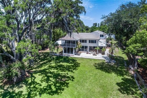 House in Odessa, Florida 7 bedrooms, 578.41 sq.m. № 2393813 - photo 4