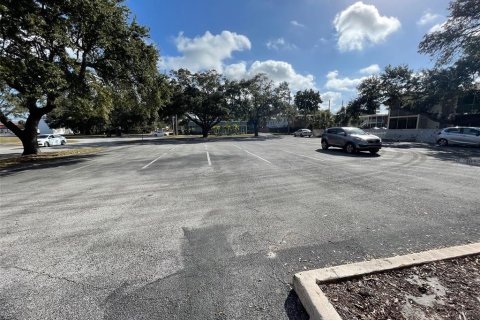 Immobilier commercial à louer à Clearwater, Floride: 1011.52 m2 № 2386473 - photo 3