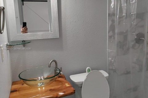 House in Lakeland, Florida 5 bedrooms, 195.09 sq.m. № 2067335 - photo 23