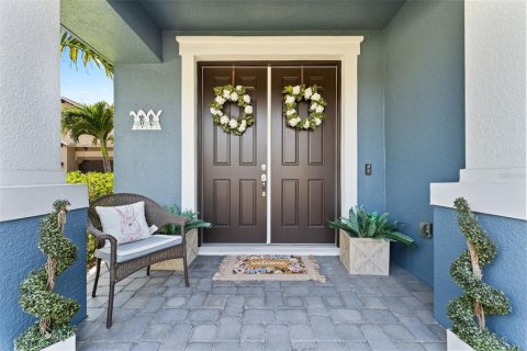 Villa ou maison à vendre à Tampa, Floride: 4 chambres, 297.01 m2 № 2419817 - photo 4