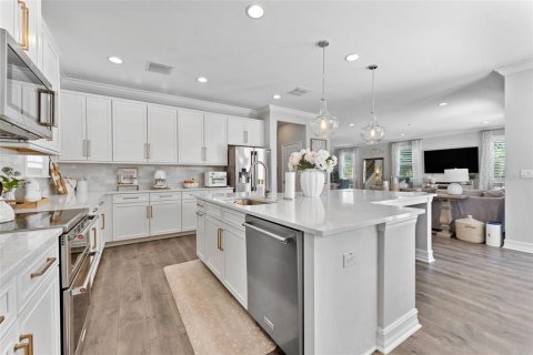 Villa ou maison à vendre à Tampa, Floride: 4 chambres, 297.01 m2 № 2419817 - photo 11