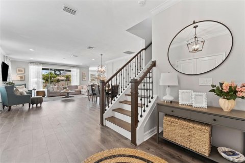 Villa ou maison à vendre à Tampa, Floride: 4 chambres, 297.01 m2 № 2419817 - photo 5