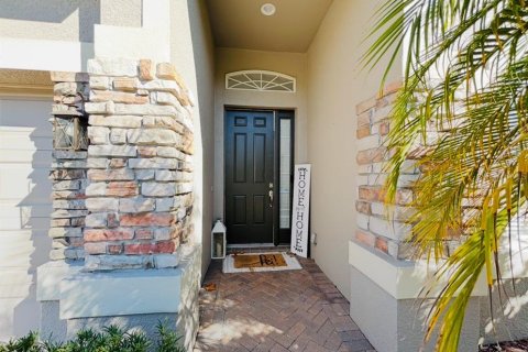 Casa en venta en Orlando, Florida, 4 dormitorios, 184.97 m2 № 1903209 - foto 2