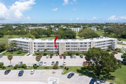 Condo in Deerfield Beach, Florida, 2 bedrooms  № 1865454 - photo 3