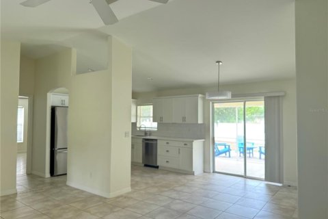 Casa en alquiler en North Port, Florida, 3 dormitorios, 115.29 m2 № 1914867 - foto 7