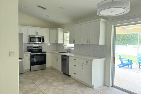 Casa en alquiler en North Port, Florida, 3 dormitorios, 115.29 m2 № 1914867 - foto 9