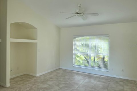 Casa en alquiler en North Port, Florida, 3 dormitorios, 115.29 m2 № 1914867 - foto 4