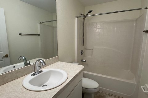 Casa en alquiler en North Port, Florida, 3 dormitorios, 115.29 m2 № 1914867 - foto 24