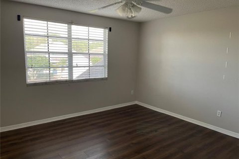 Villa ou maison à vendre à Orlando, Floride: 4 chambres, 236.9 m2 № 2431071 - photo 10