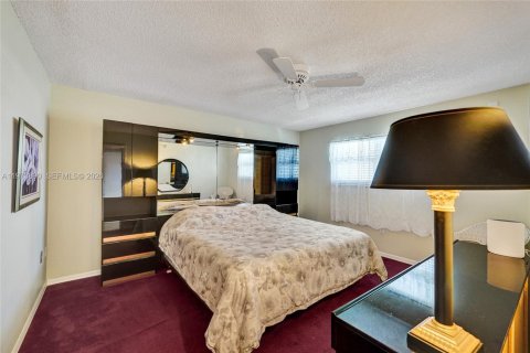 Copropriété à vendre à Sunny Isles Beach, Floride: 2 chambres, 120.77 m2 № 2036441 - photo 29