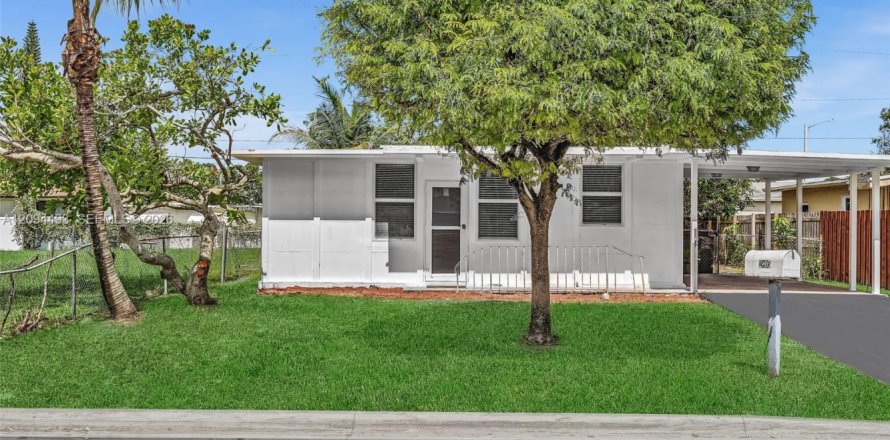 Villa ou maison à Fort Lauderdale, Floride 3 chambres, 85.1 m2 № 2385163