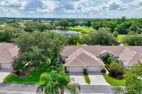 Casa en Bradenton, Florida 2 dormitorios, 153.01 m2 № 2138560