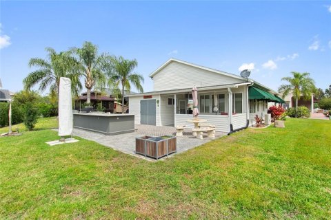 House in Polk City, Florida 1 bedroom, 39.86 sq.m. № 1027942 - photo 15