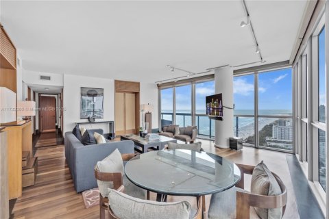 Copropriété à vendre à Miami Beach, Floride: 2 chambres, 122.26 m2 № 1763558 - photo 10