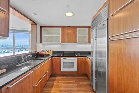 Copropriété à vendre à Miami Beach, Floride: 2 chambres, 122.26 m2 № 1763558 - photo 12