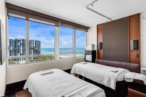 Copropriété à vendre à Miami Beach, Floride: 2 chambres, 122.26 m2 № 1763558 - photo 29