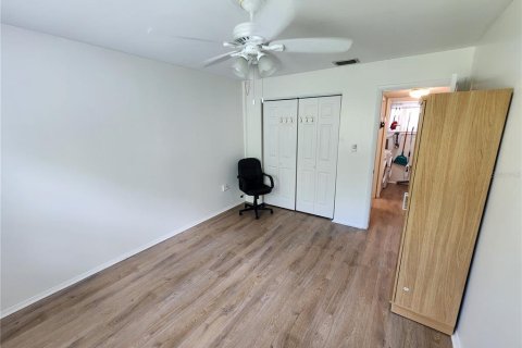 Condo in Bradenton, Florida, 2 bedrooms  № 2122861 - photo 21