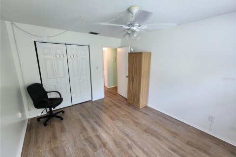 Condo in Bradenton, Florida, 2 bedrooms  № 2122861 - photo 22