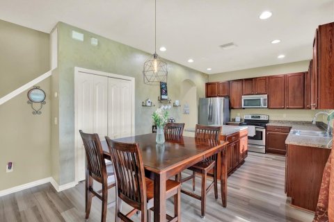 Casa en venta en Spring Hill, Florida, 3 dormitorios, 215.35 m2 № 1884284 - foto 9