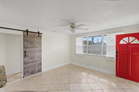 House in Ormond Beach, Florida 2 bedrooms, 102.19 sq.m. № 2123317 - photo 8