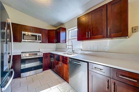 Casa en alquiler en Orlando, Florida, 3 dormitorios, 118.54 m2 № 1900255 - foto 12