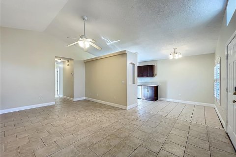 Casa en alquiler en Orlando, Florida, 3 dormitorios, 118.54 m2 № 1900255 - foto 2